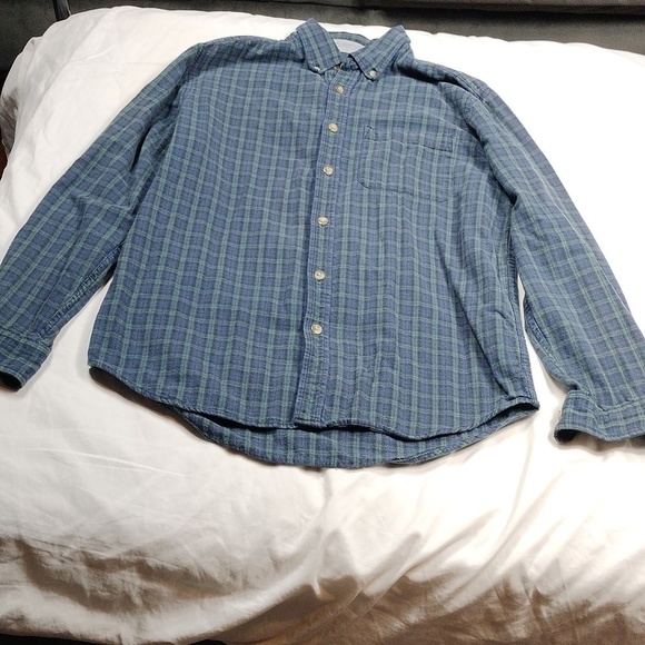 Eddie Bauer men's long sleeved button down flannel shirt size medium - Picture 1 of 11